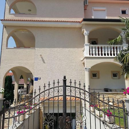 Apartments Rose بوريتش المظهر الخارجي الصورة