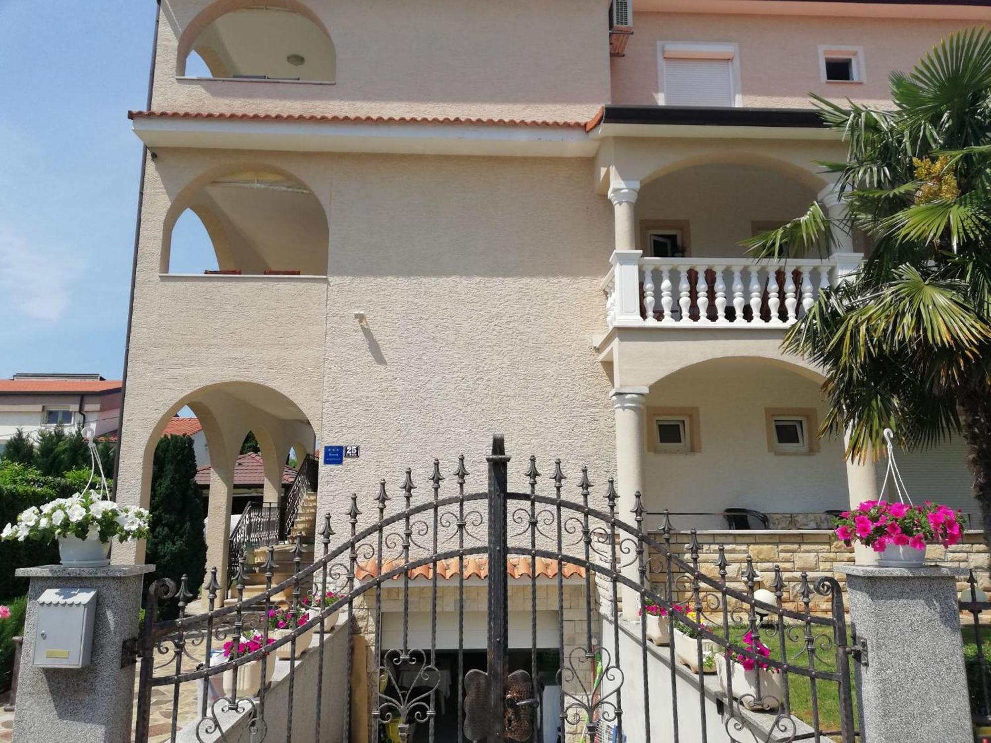 Apartments Rose بوريتش المظهر الخارجي الصورة